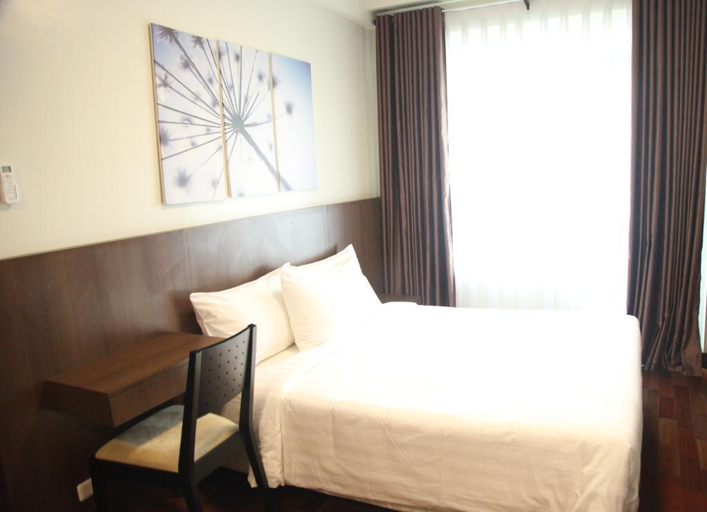 Padgett Place Prime Suites Cebu Stadt Exterior foto