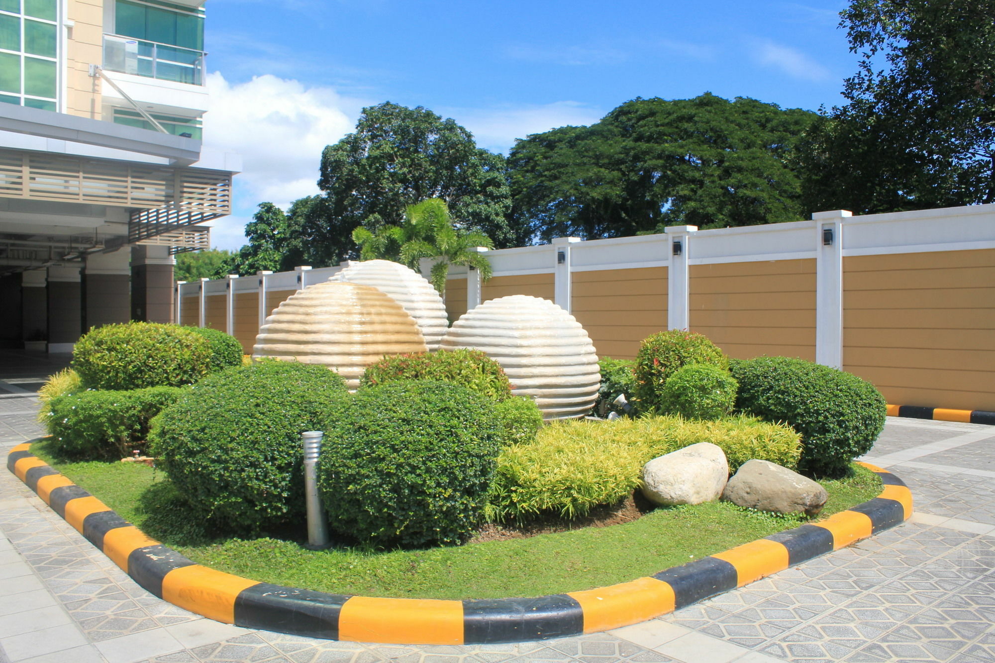 Padgett Place Prime Suites Cebu Stadt Exterior foto